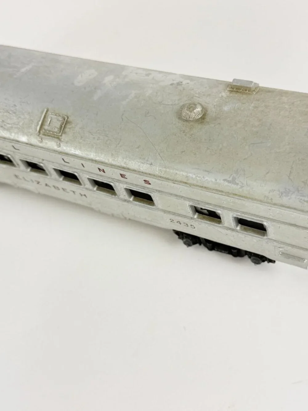 Vintage Lionel Postwar O Gauge Passenger Cars 2434 Newark 2435 Elizabeth Silver